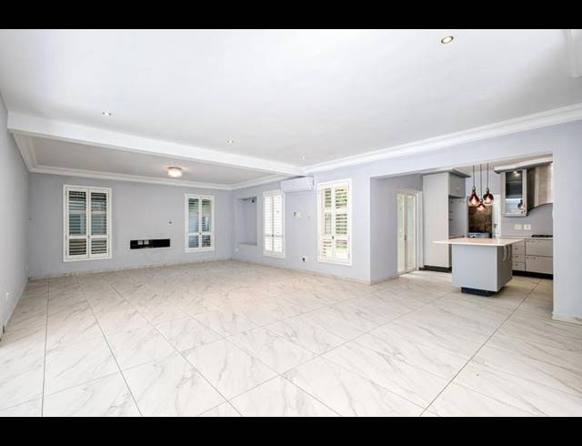 5 BEDROOM HOUSE FOR SALE IN DAINFERN GOLF ESTATE